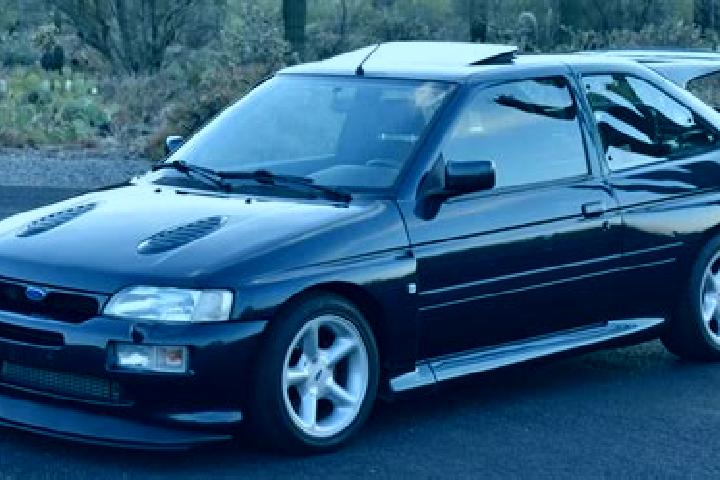 escort Botinde
