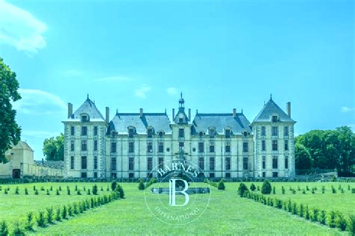 escort Bouray-sur-Juine