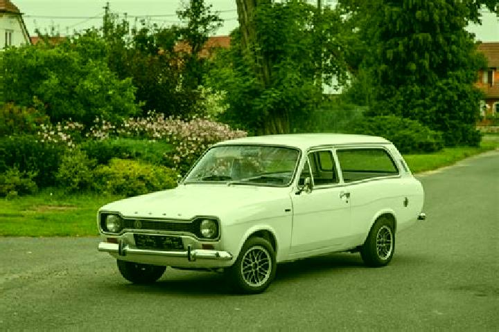 escort Bredene