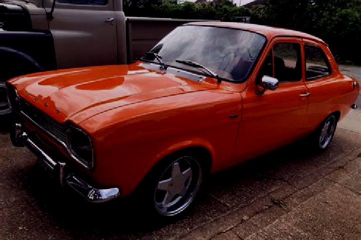 escort Broadfield