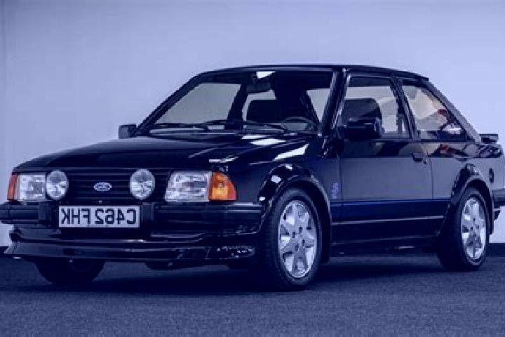 escort Broadlands