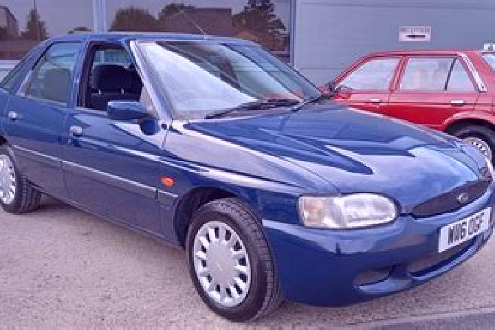escort Cacatachi