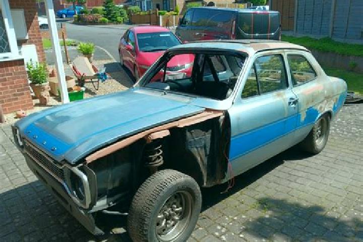 escort Cambernon