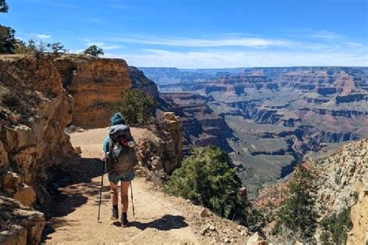 escort Canyon Rim
