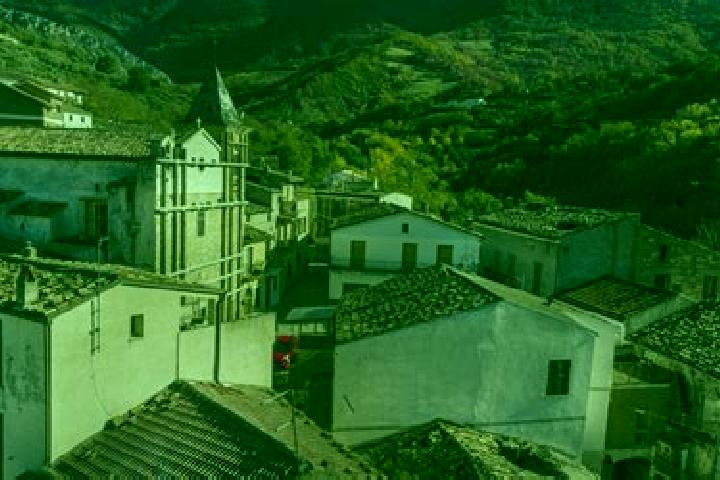 escort Carpineto della Nora