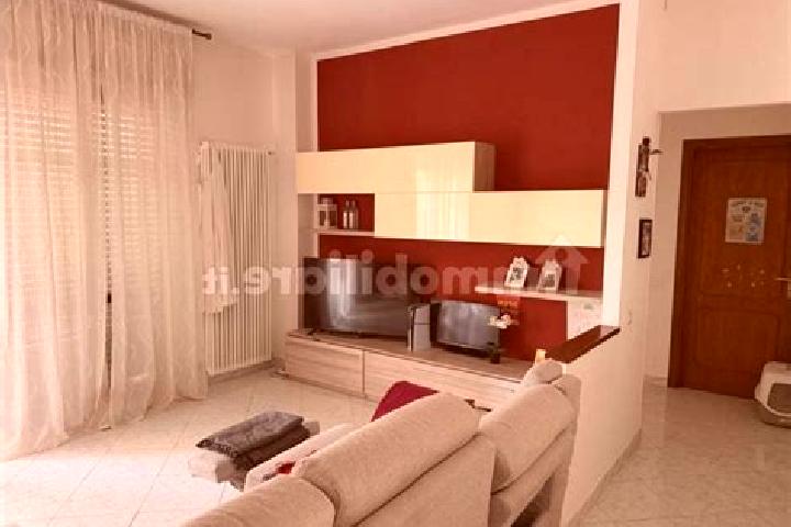 escort Casano-Dogana-Isola