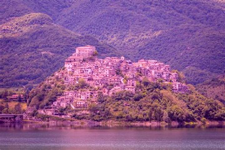 escort Castel di Tora