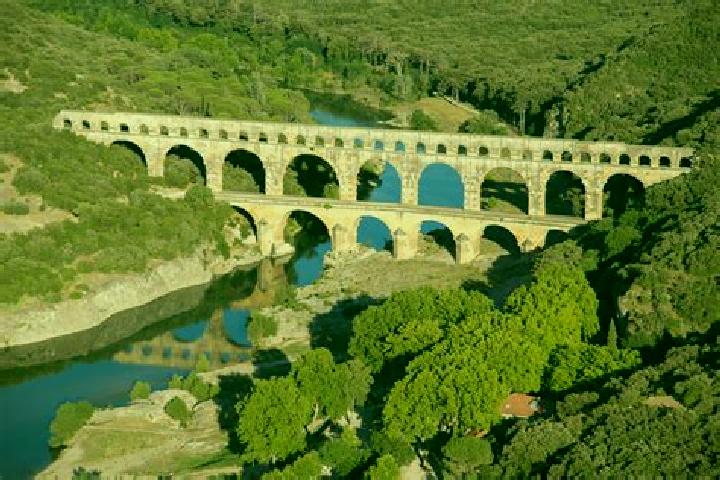 escort Castillon-du-Gard