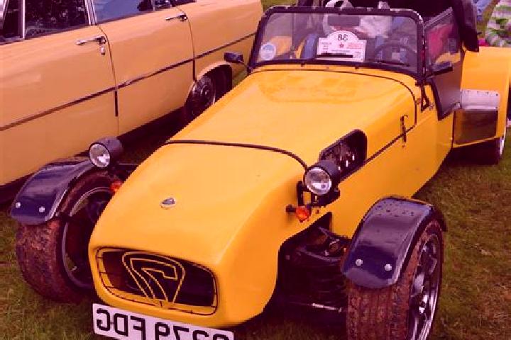 escort Caterham