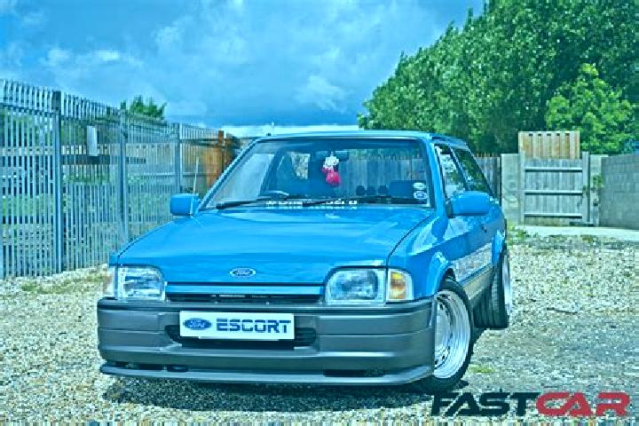 escort Caurel