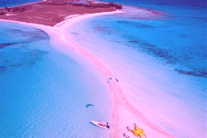 escort Cayo de Agua