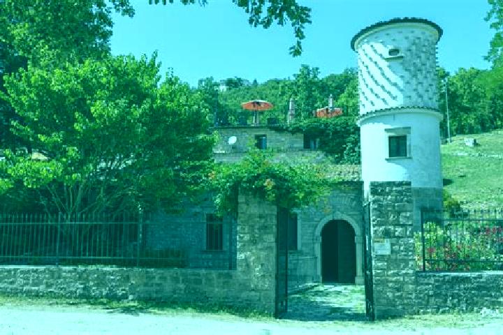 escort Celenza Valfortore