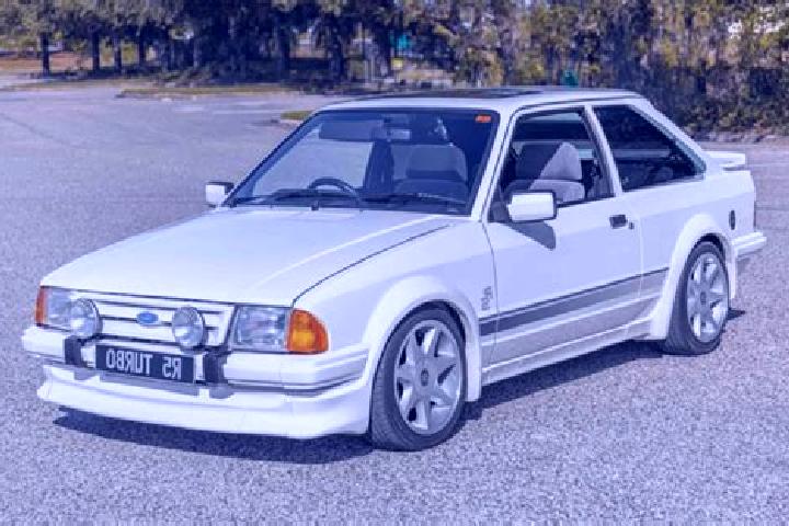 escort Cerneti
