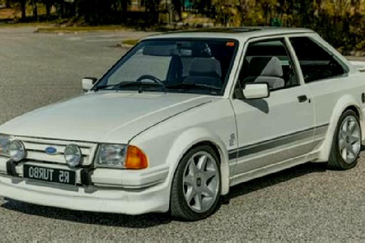 escort Cerny Most