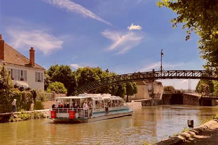 escort Chalette-sur-Loing