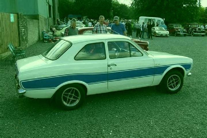 escort Chap Darreh