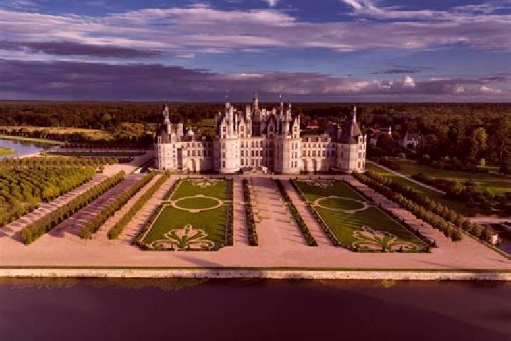 escort Chateau-du-Loir