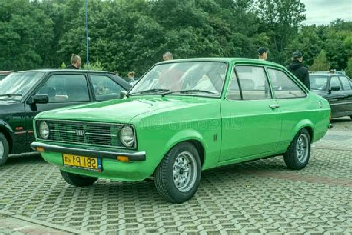 escort Cheswick Green