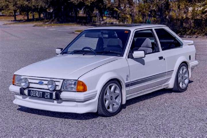 escort Chichawatni