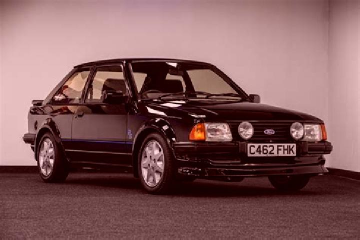 escort Chiddingfold