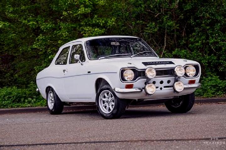 escort Cihayam