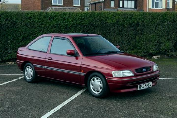 escort Ciply