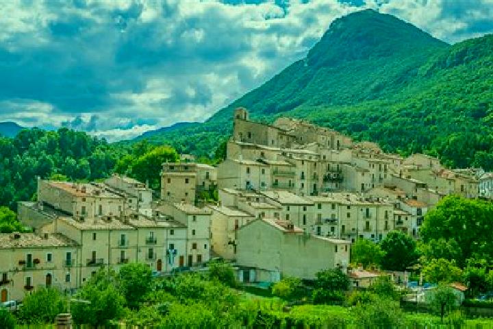 escort Civitella Alfedena