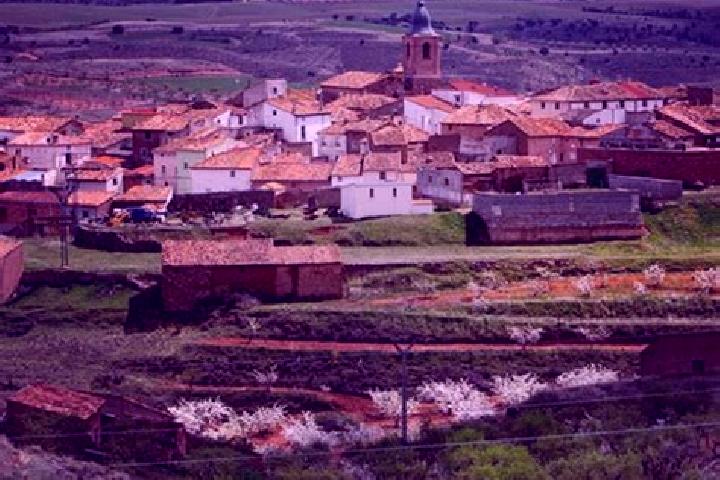 escort Clares de Ribota