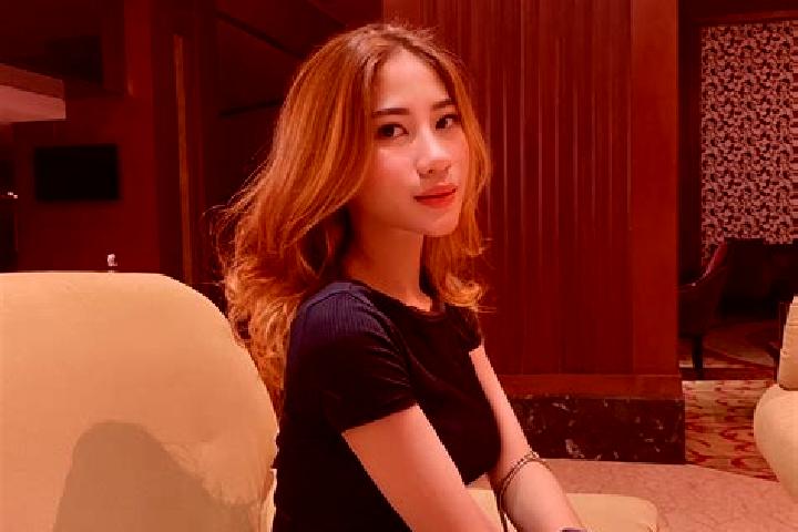escort Clarissa