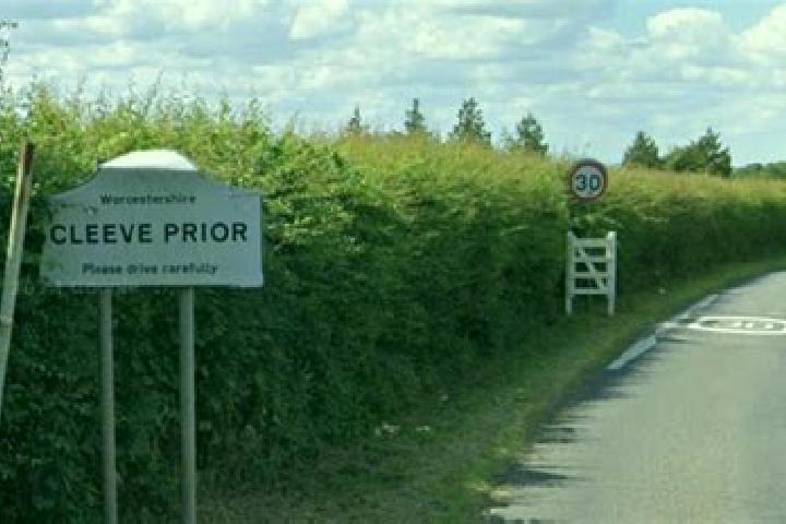 escort Cleeve Prior