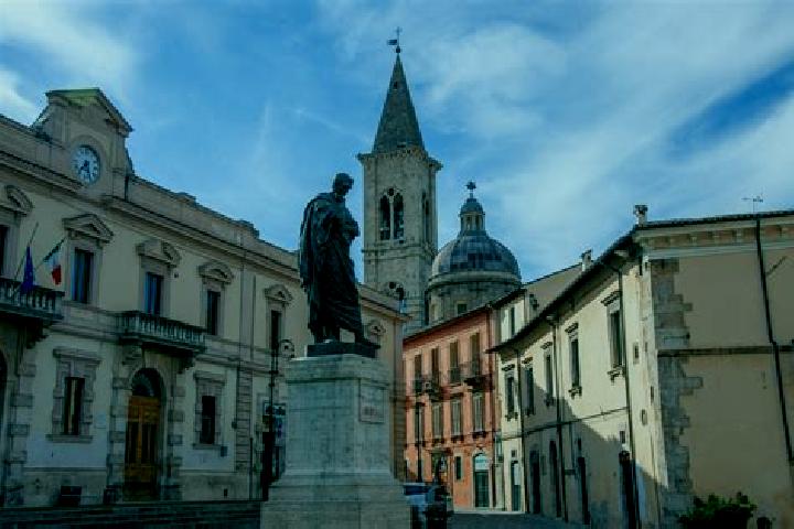 escort Collecorvino