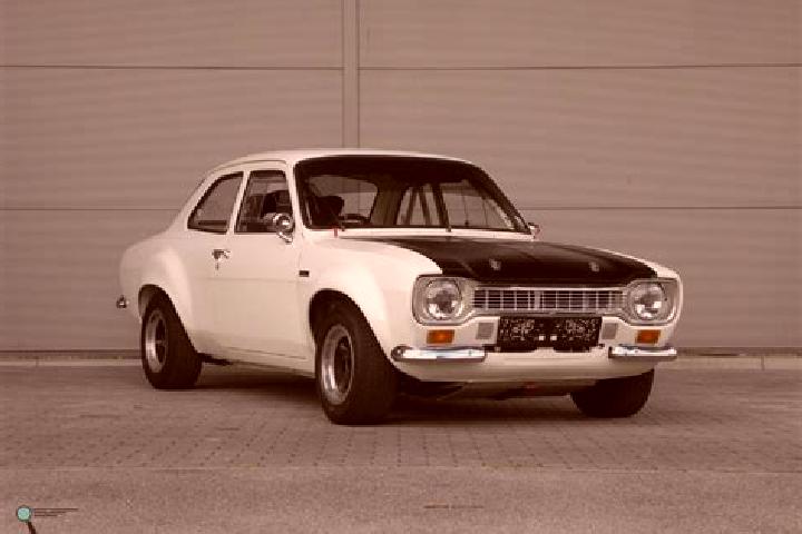 escort Colsterworth