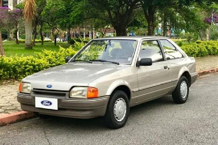 escort Coluna