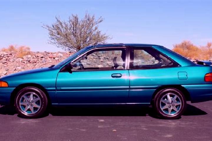 escort Comandau