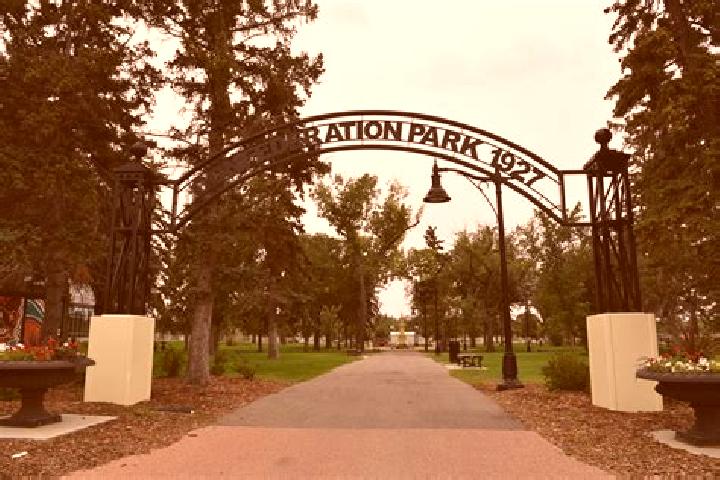 escort Confederation Park