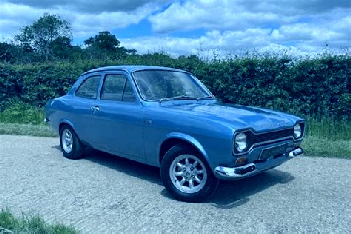 escort Confolens