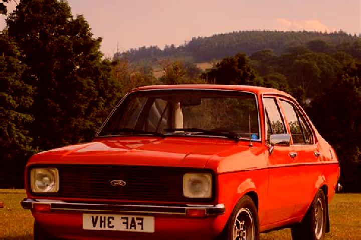 escort Coronella