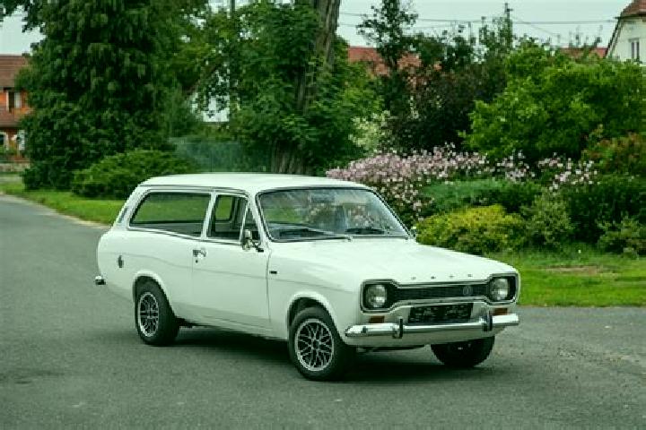escort Cortanovci