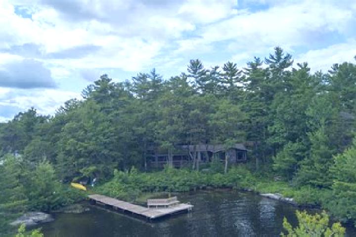 escort Cottage Lake