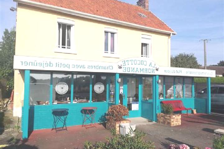 escort Coudeville-sur-Mer
