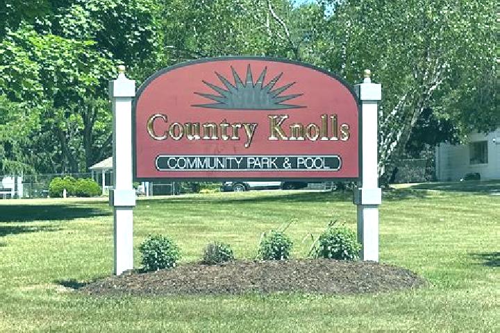 escort Country Knolls