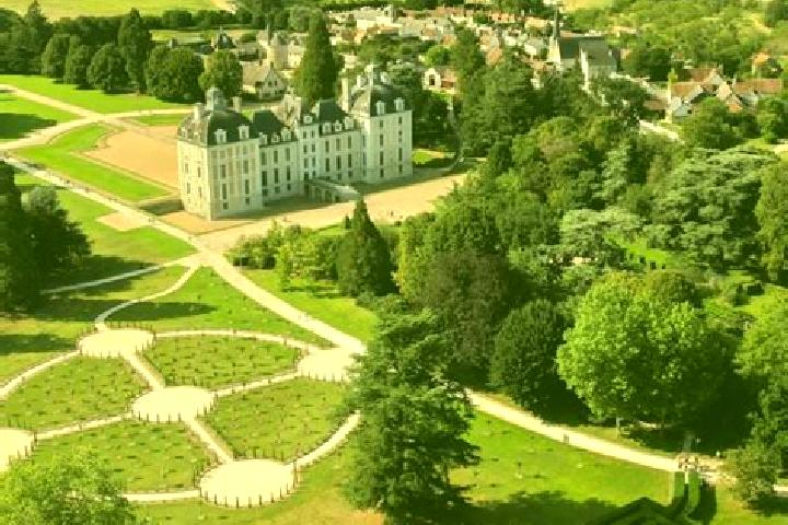 escort Cour-Cheverny