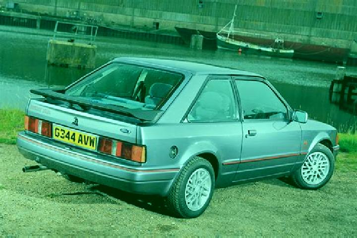 escort Cramoisy