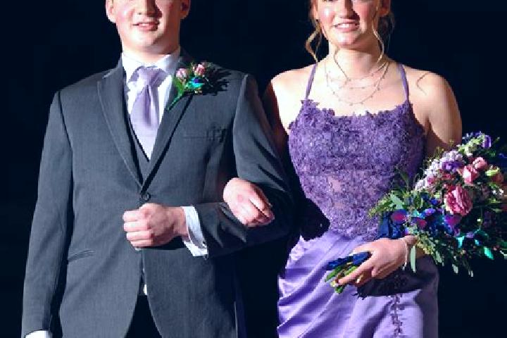 escort Creighton
