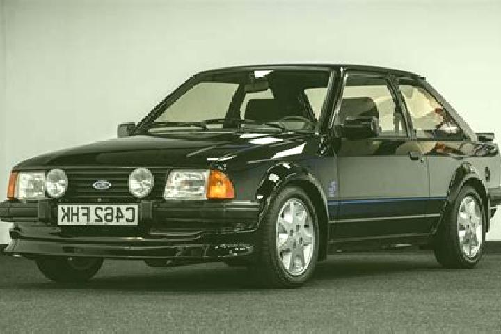 escort Crossford