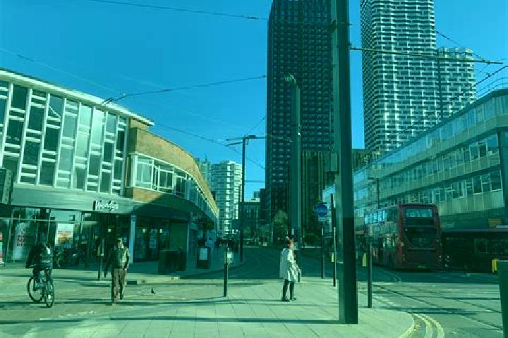 escort Croydon South