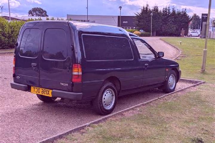 escort Ct 0005