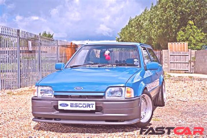escort Cully