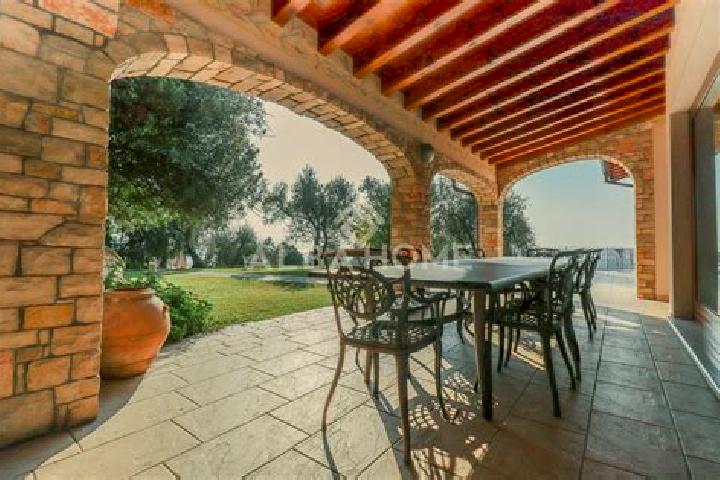 escort Cunettone-Villa