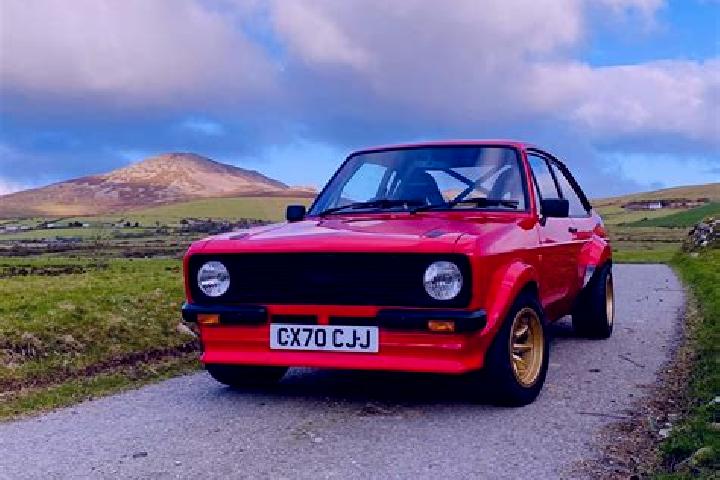escort Cuya